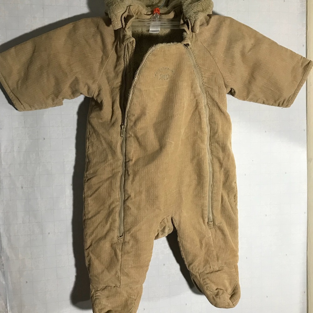 H&MSnowsuit fox fur inside corduroyed